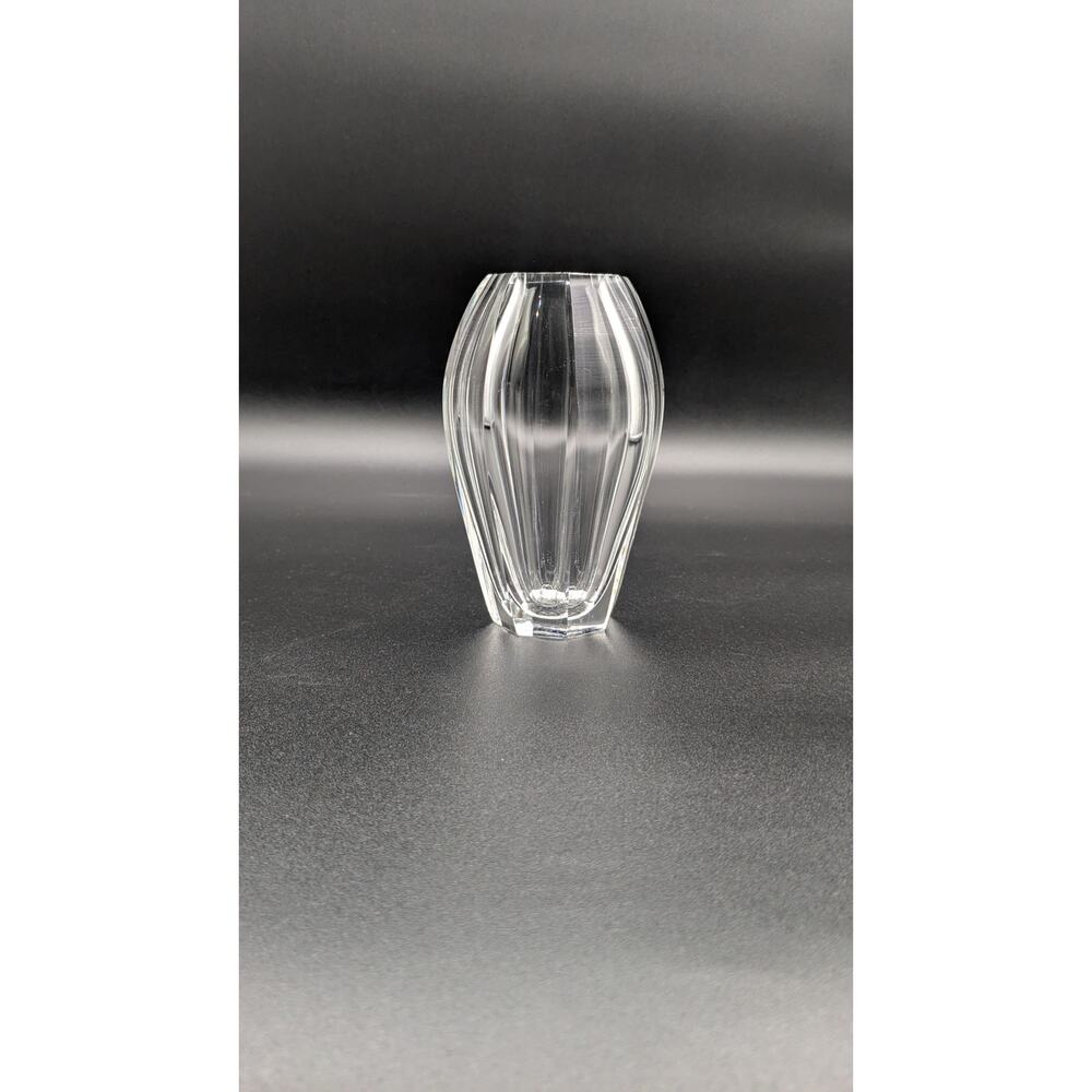 Vtg Moser Diva Corsica 8 Faceted Crystal Vase. 13cm Signed